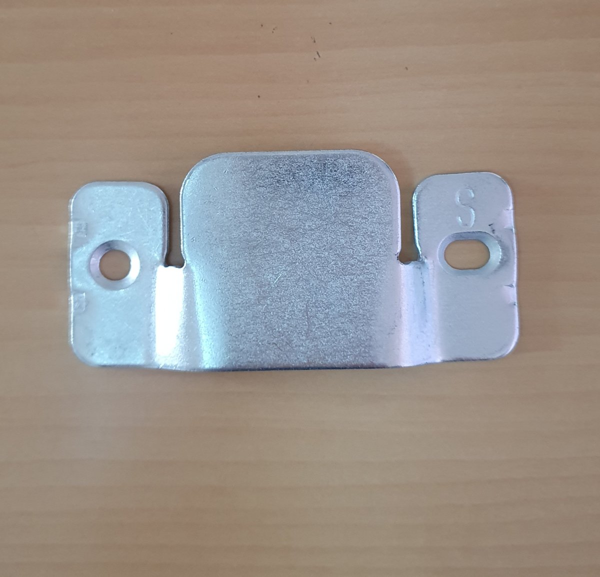 Elemente cuplare metalice