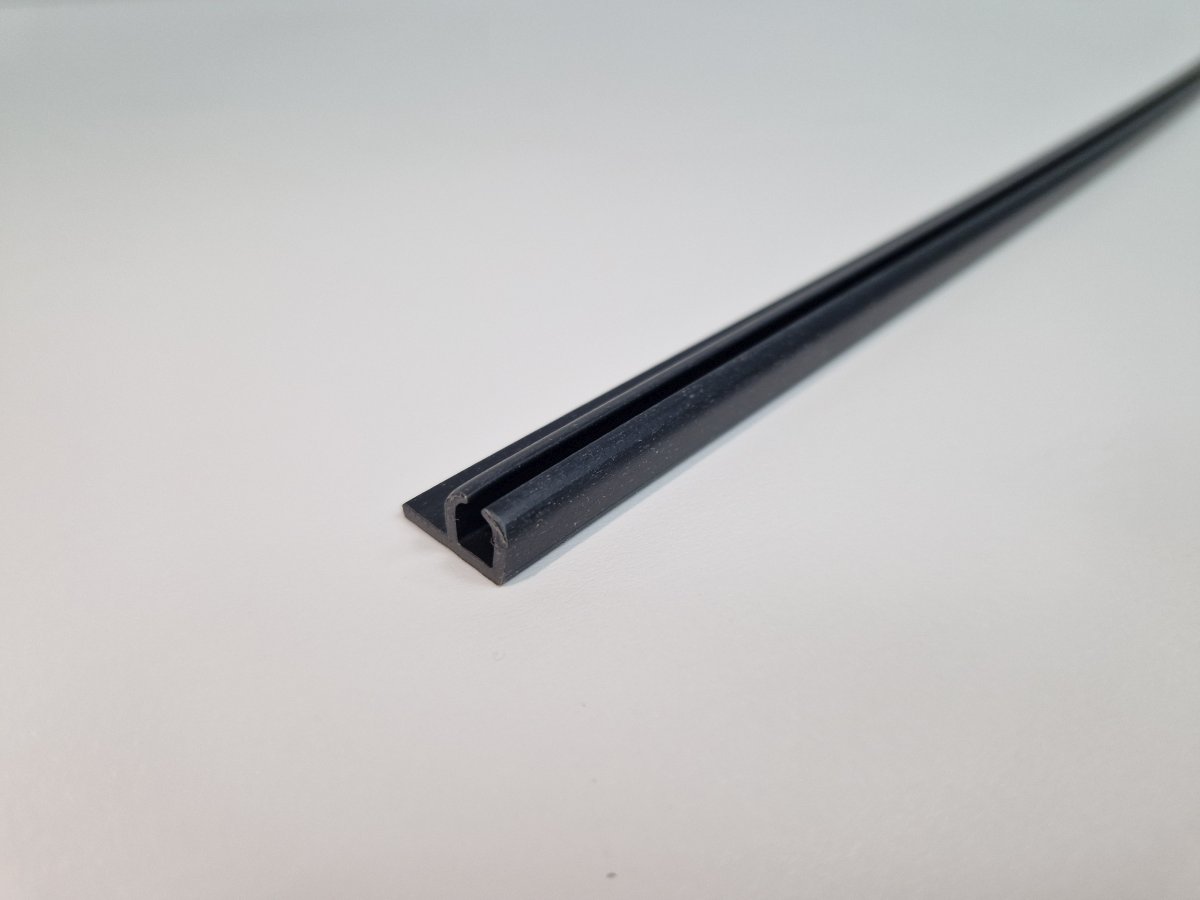 P05 Profil channel 2040-000 cu laterala