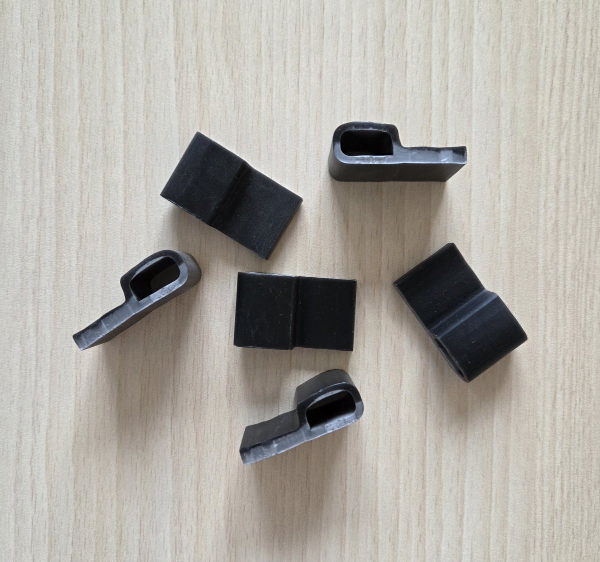 Rapid clips cu umar pentru rame metalice